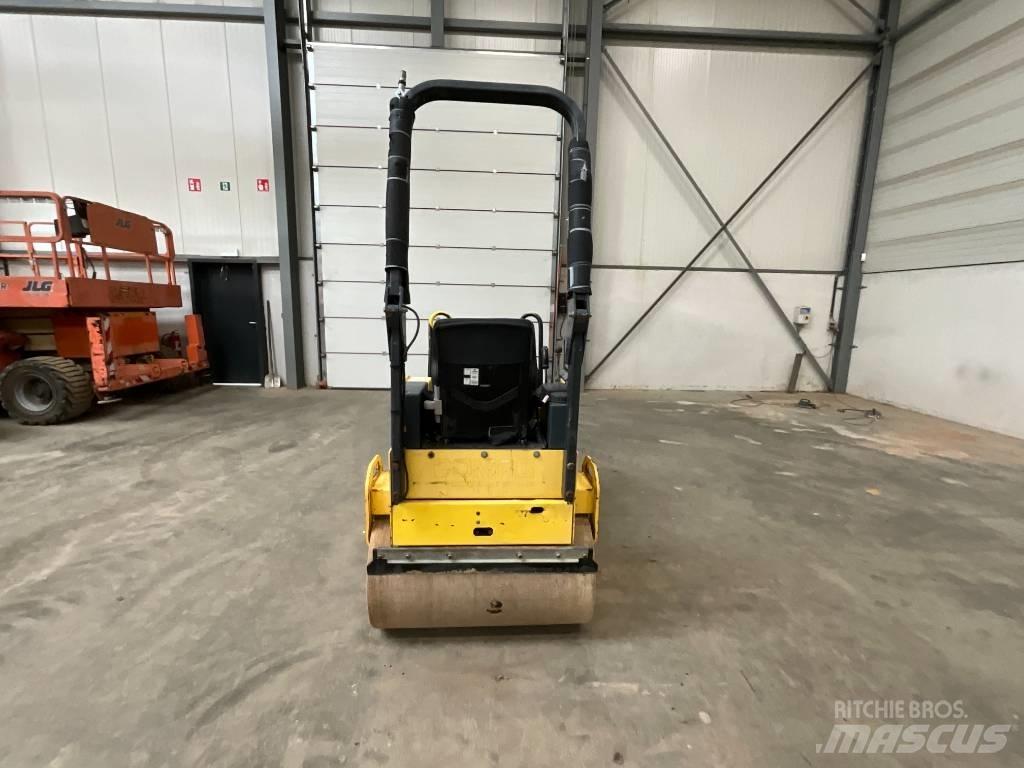 Bomag BW 100 AD M-2 Valjci sa dvojnim bubnjem