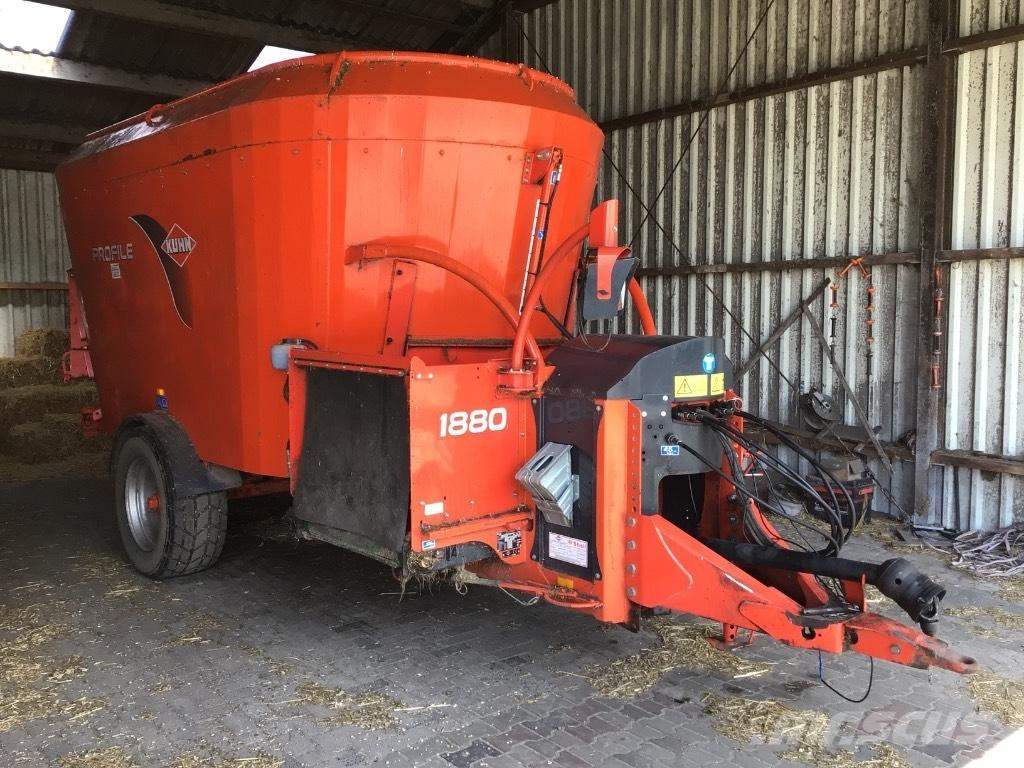 Kuhn Profile 1880 Mikser hranilice