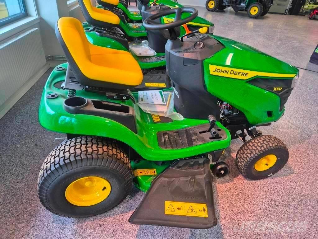 John Deere X 107 Traktorske kosilice