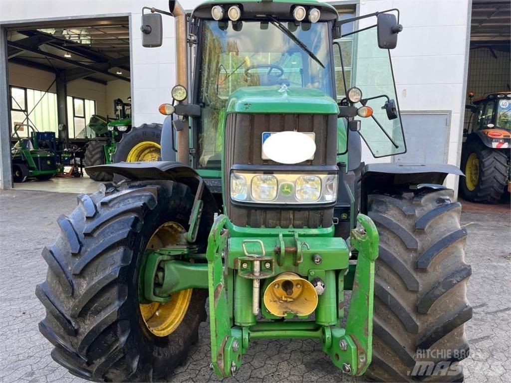 John Deere 6830 AP Traktori