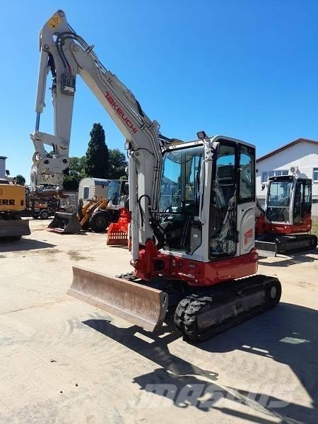 Takeuchi TB 335 R Mini bageri <7t