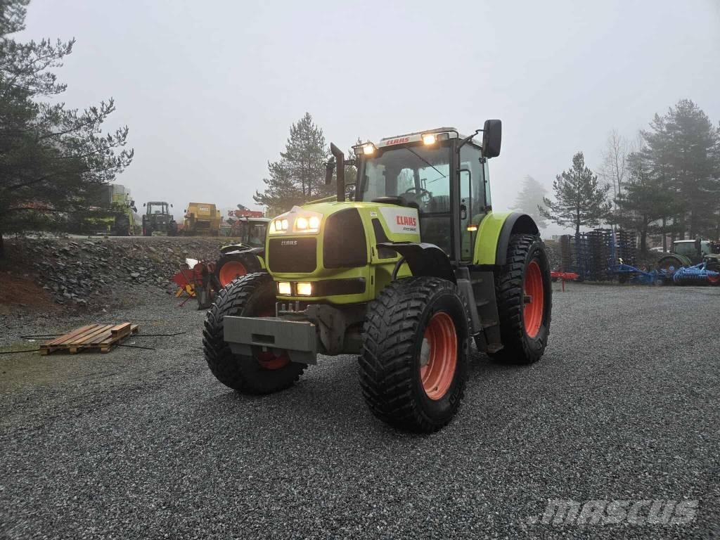 CLAAS Atles 946 RZ Traktori