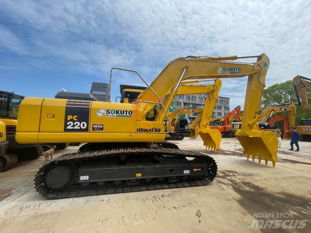 Komatsu PC 220-7 Bageri gusjeničari