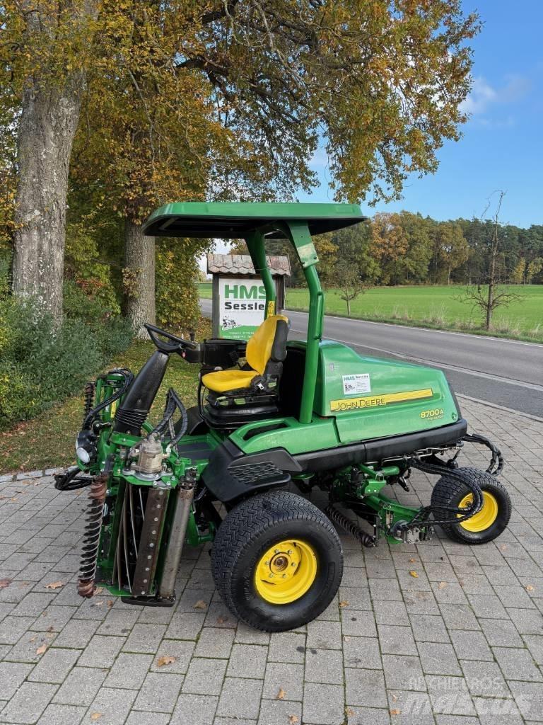 John Deere 8700 A Kosilice za otvoren prostor