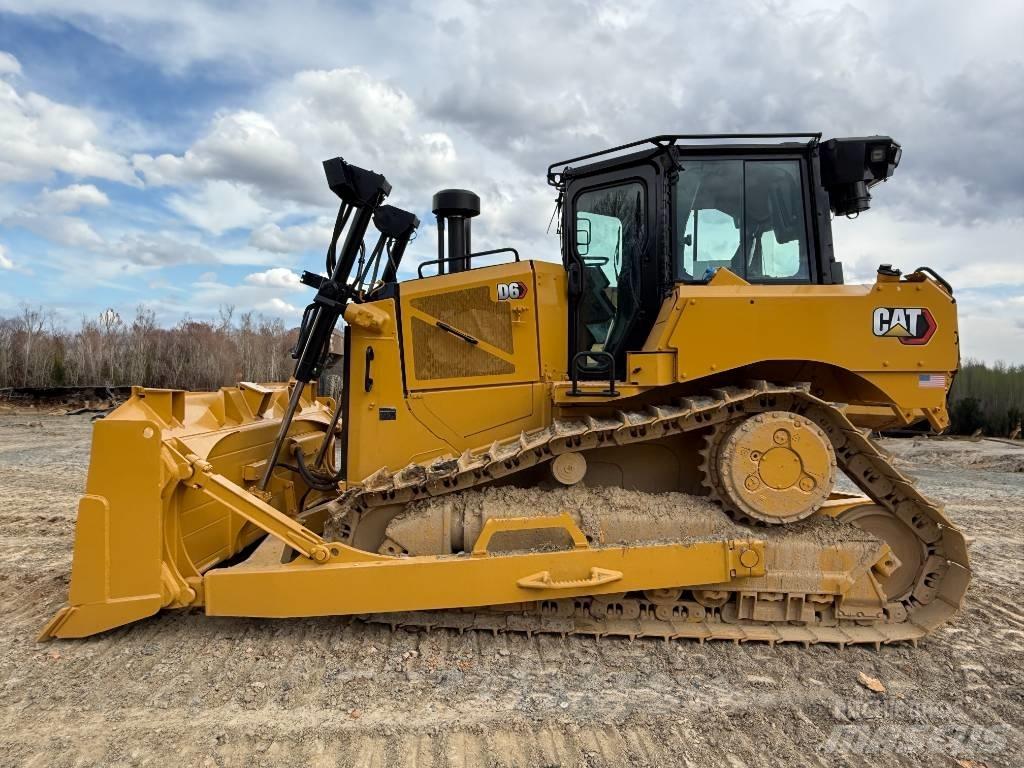 CAT D 6 Buldožeri gusjeničari
