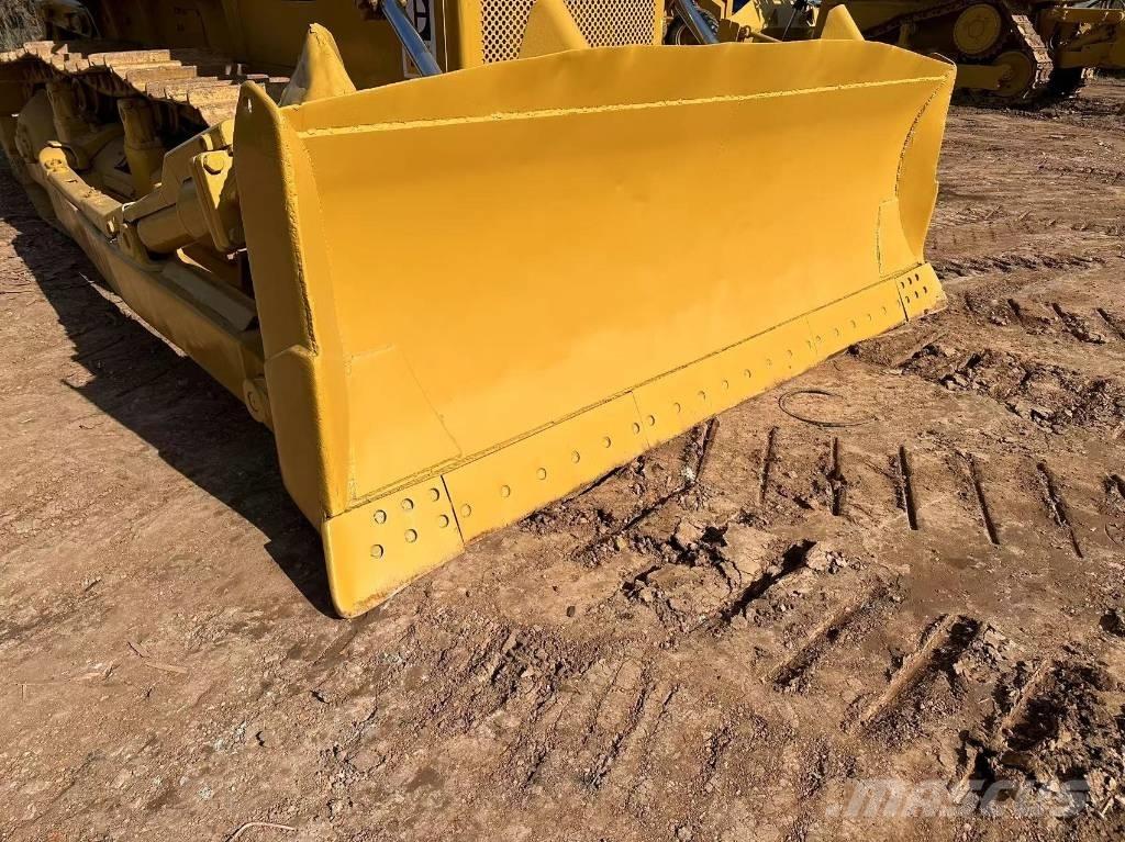 CAT D 8 K Buldožeri gusjeničari