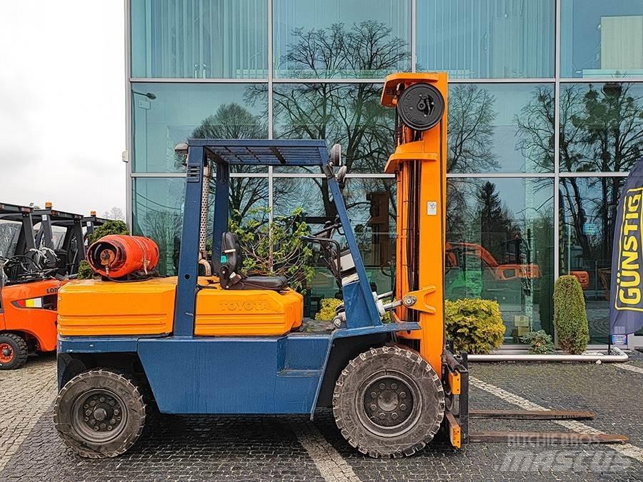 Toyota 02-5FG40 Plinski viličari