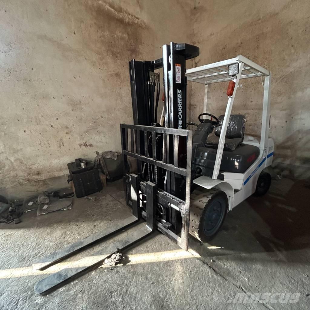 TCM FD35 Dizelski viličari