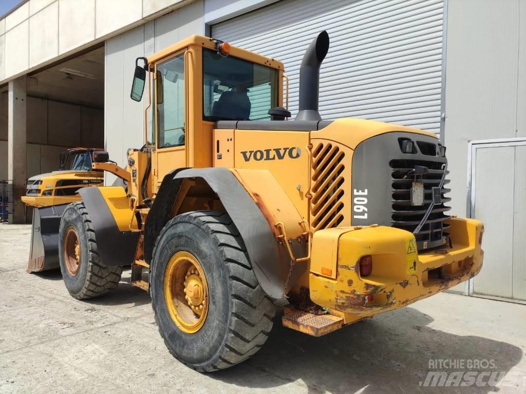 Volvo L 90 E Utovarivači na kotačima