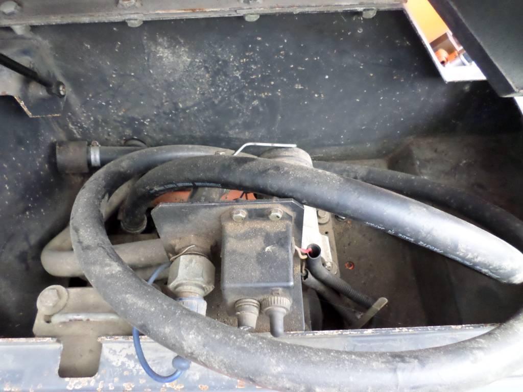 Hitachi ZX 130 W Bageri na kotačima