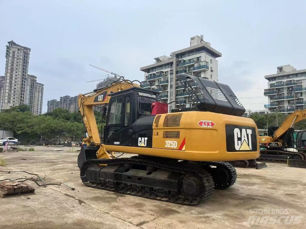 CAT 325D Bageri gusjeničari