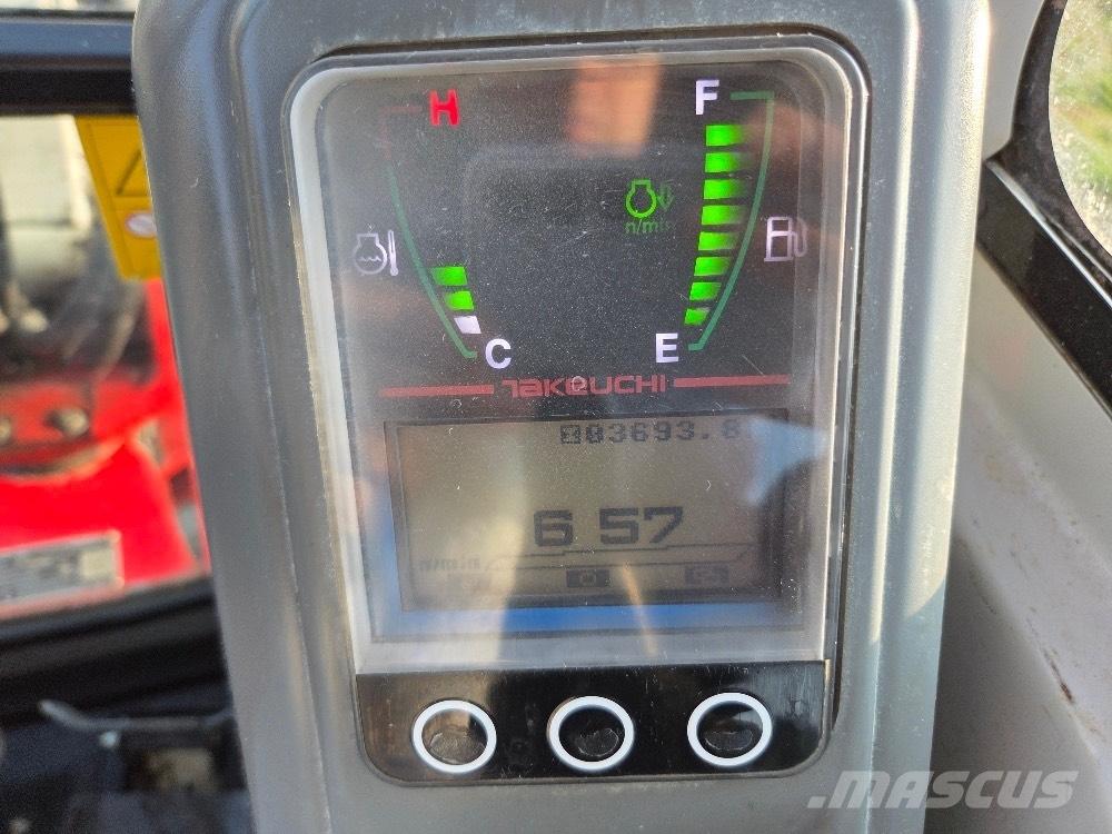 Takeuchi TB225 Mini bageri <7t