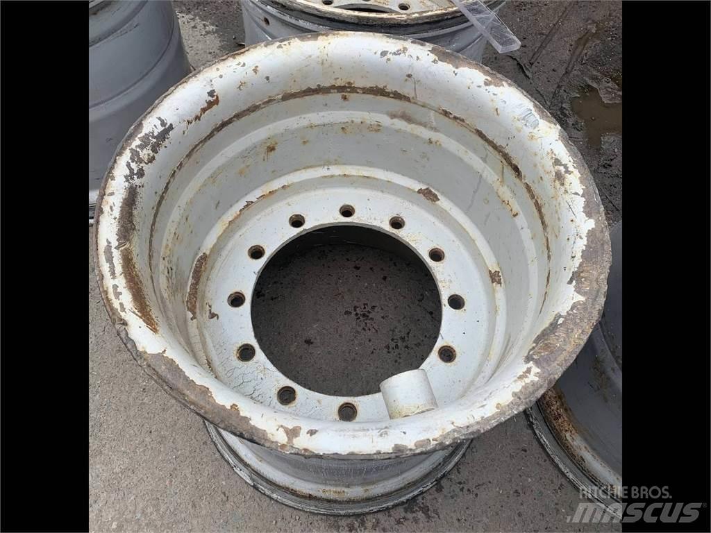 Gremo 1350 24x26,5 Gume, kotači i naplatci