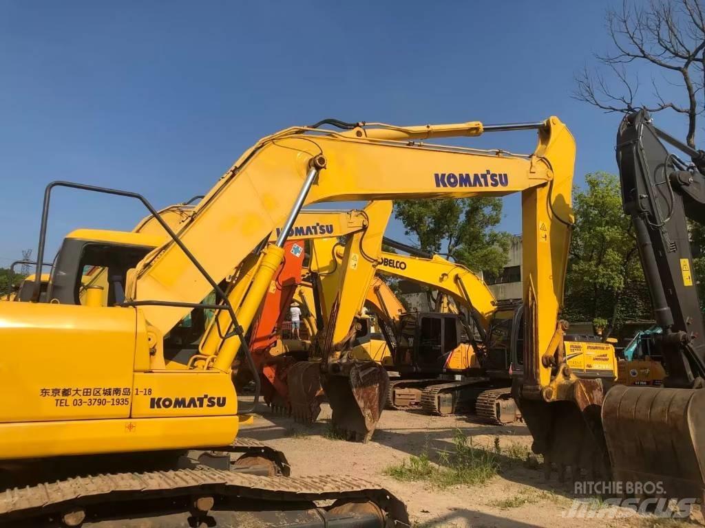 Komatsu PC220-7 Bageri gusjeničari