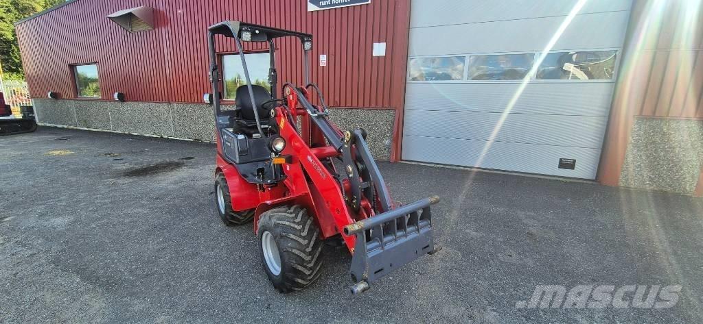Flexitrac 1126 Višenamjenski utovarivači