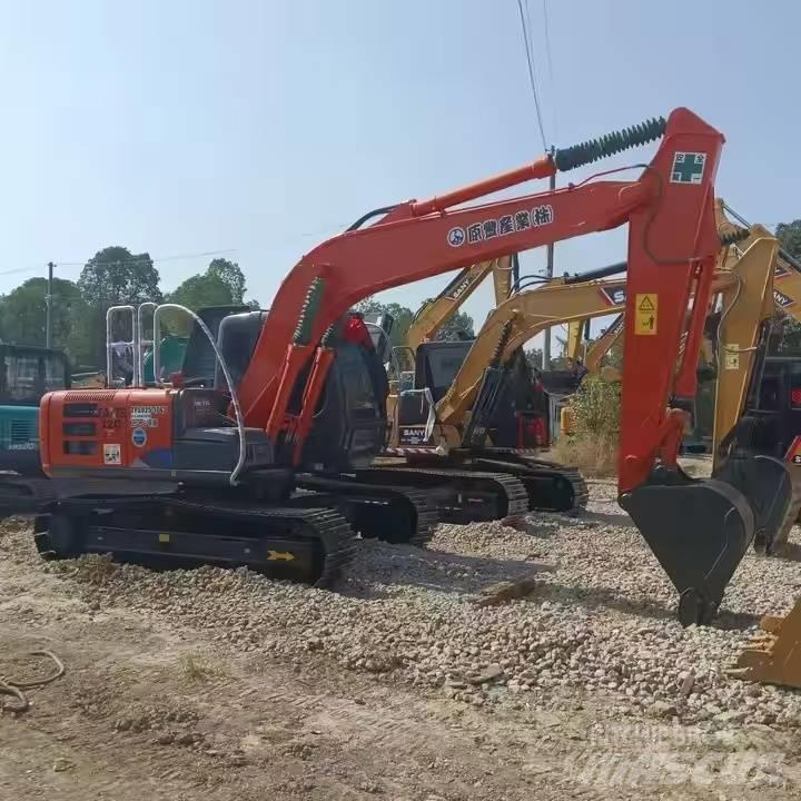 Hitachi ZX 120 Bageri gusjeničari