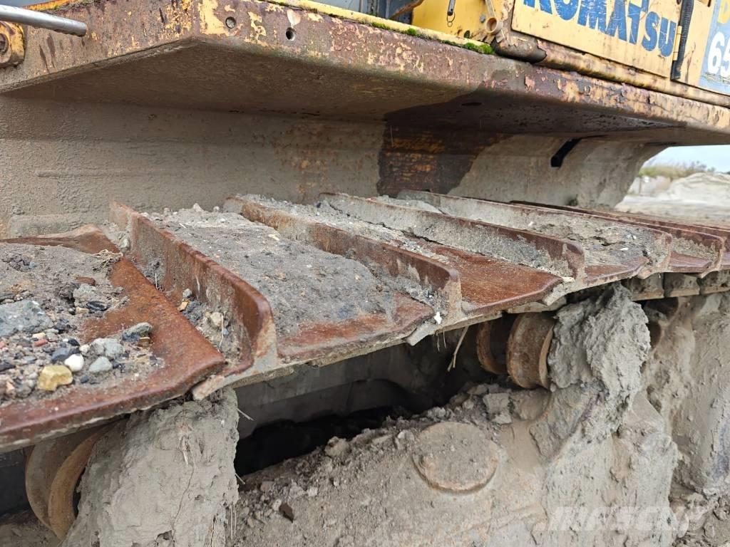 Komatsu DX 65EX-15 Buldožeri gusjeničari