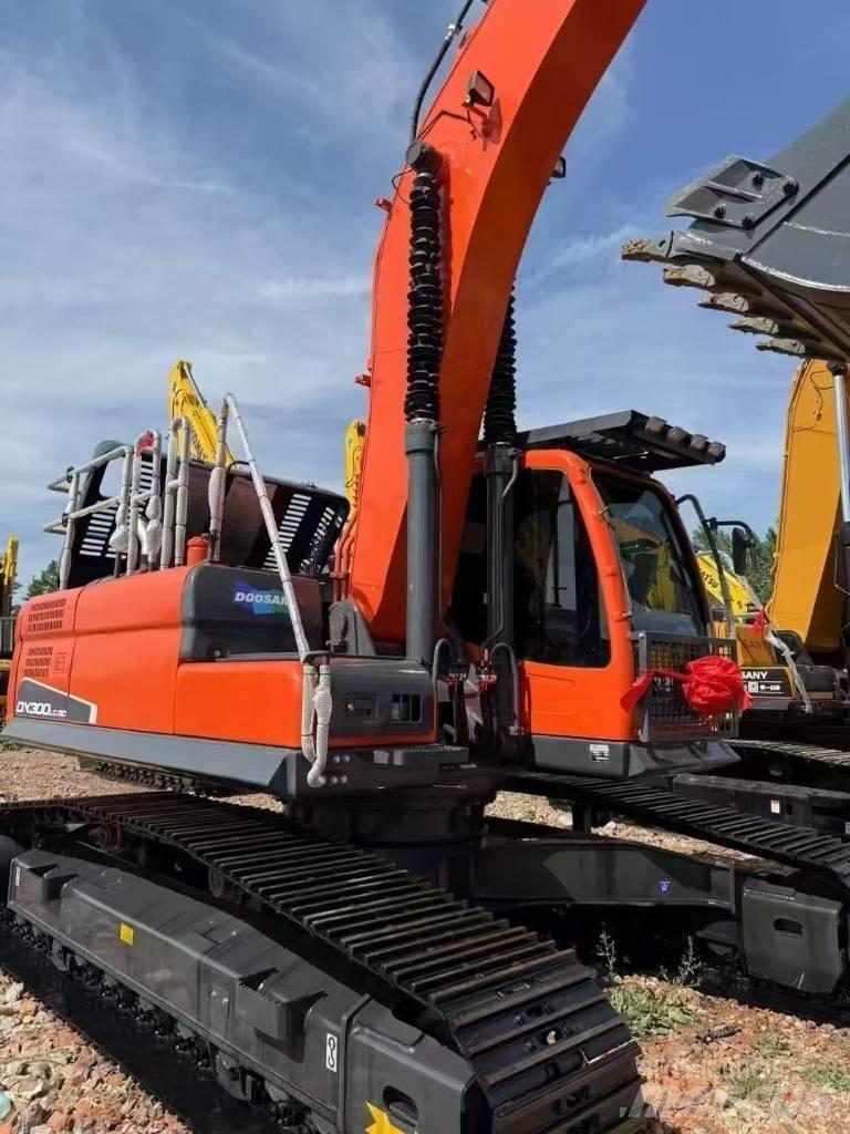 Doosan DX300LC-9C Bageri gusjeničari