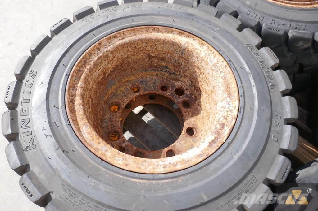 Kenda 7.50-15 Gume, kotači i naplatci