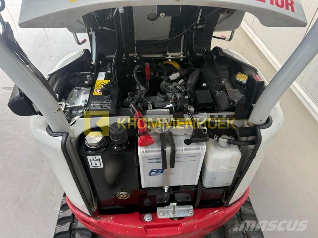 Takeuchi TB 210 R Mini bageri <7t