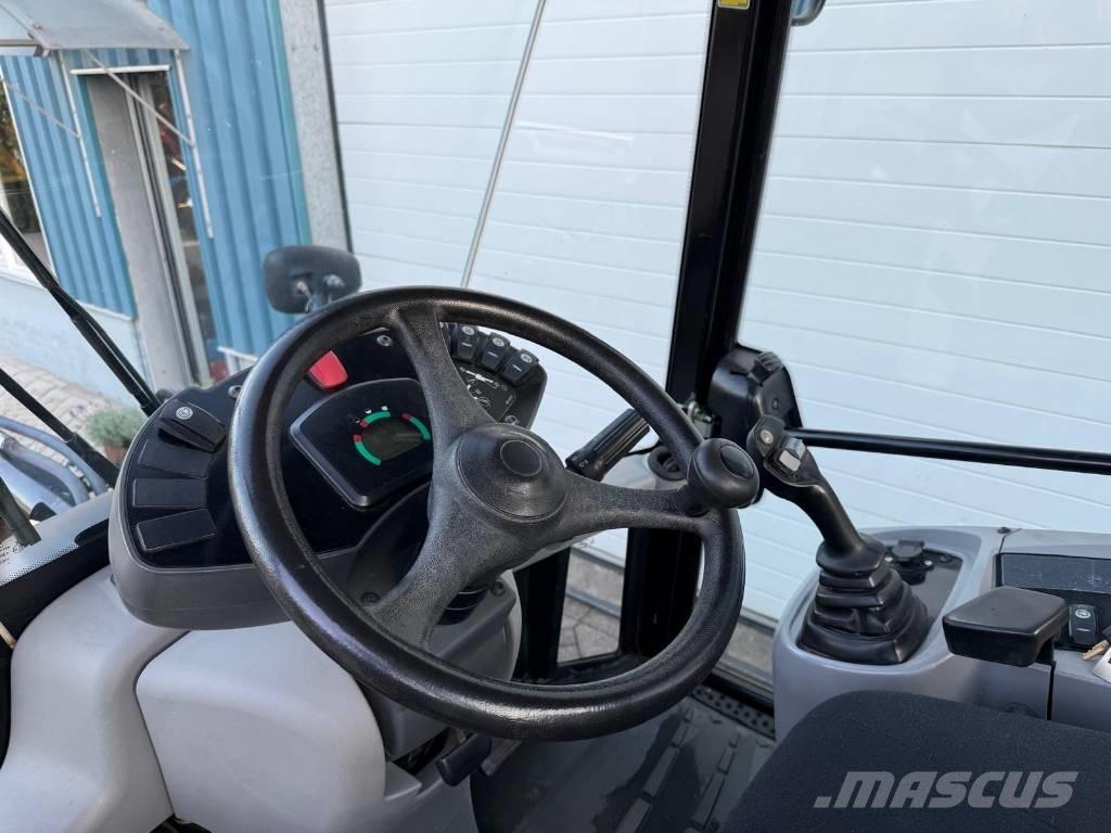 CAT 907 H Utovarivači na kotačima