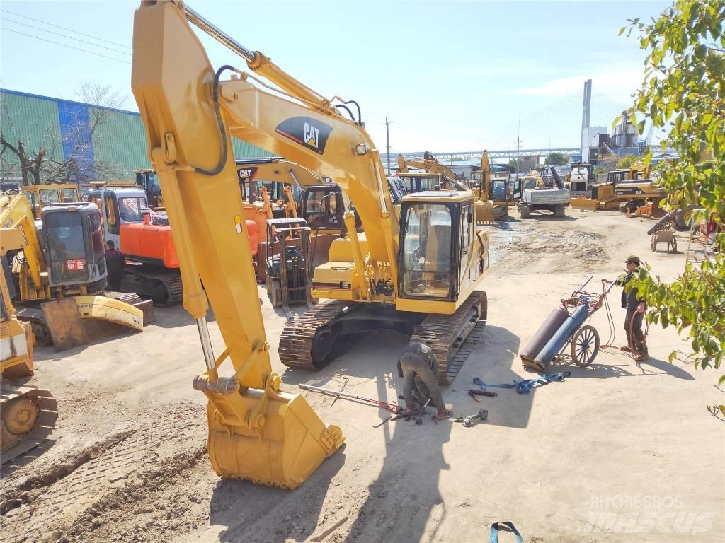 CAT 320B Bageri gusjeničari