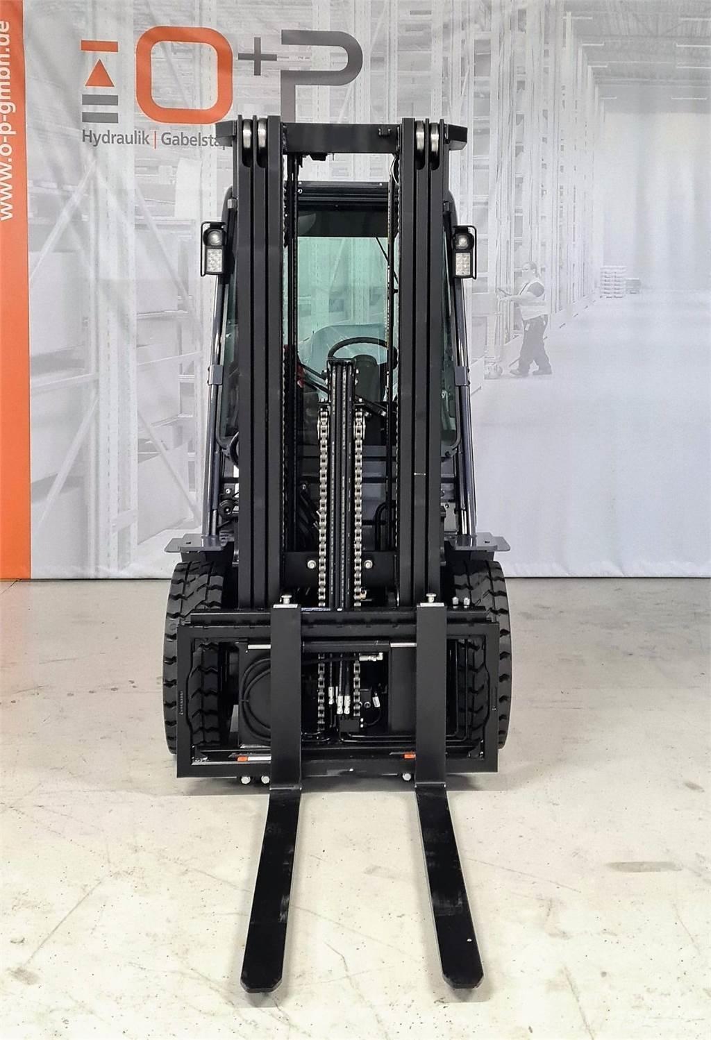 Toyota 02-8FGF30 Plinski viličari