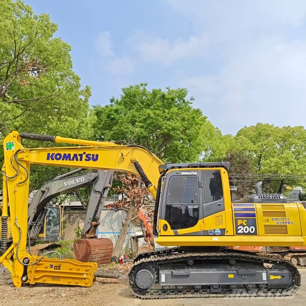 Komatsu PC 200 Bageri gusjeničari