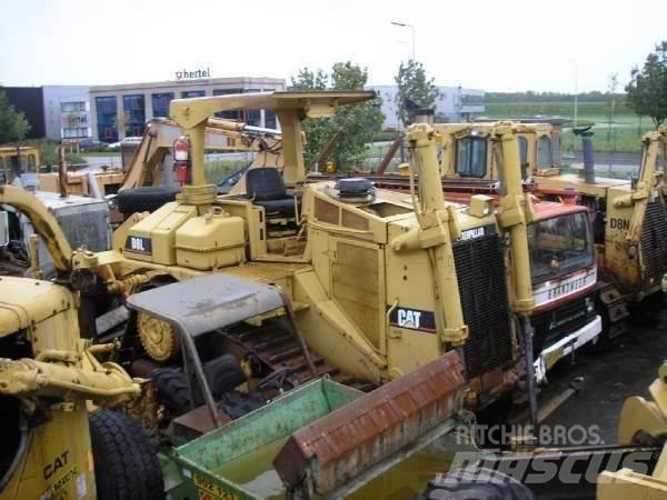 CAT D8L Buldožeri gusjeničari