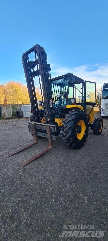 JCB 926 Terenski viličar