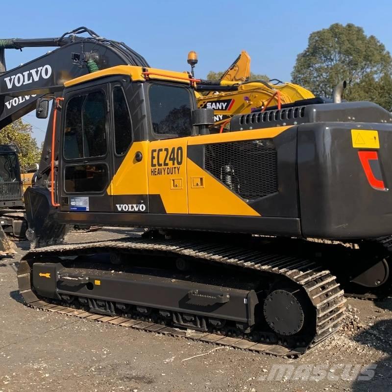 Volvo EC 240 Bageri gusjeničari