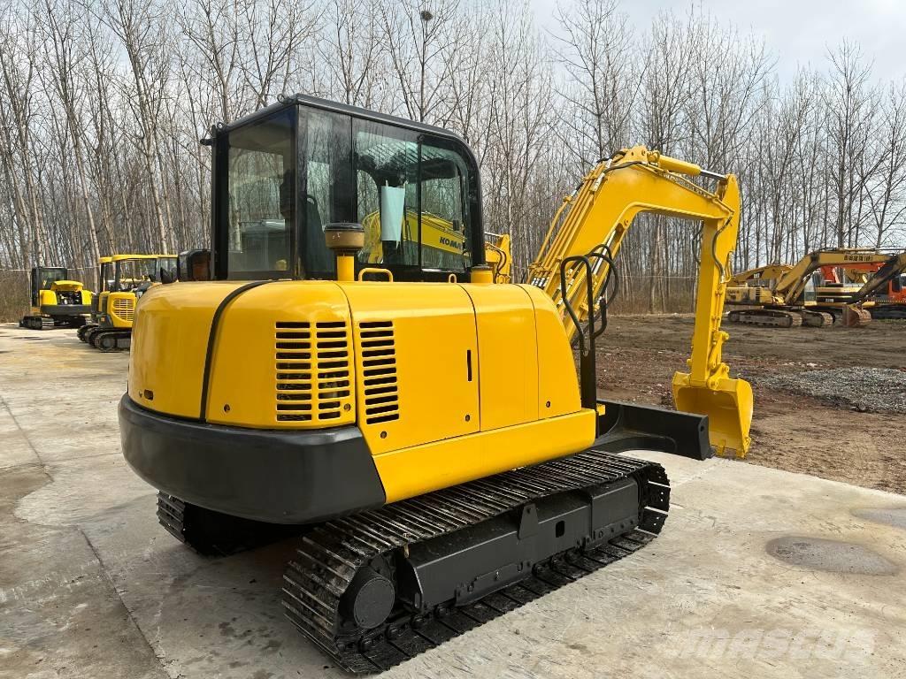 Komatsu PC56-7 Bageri gusjeničari