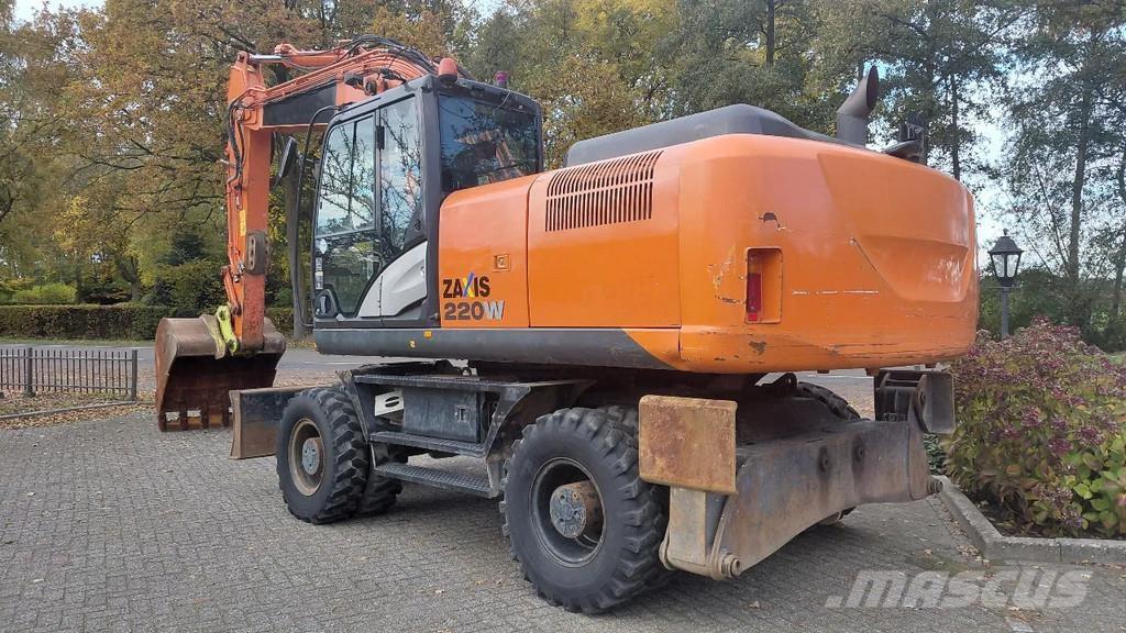 Hitachi ZX220W-5B Bageri na kotačima