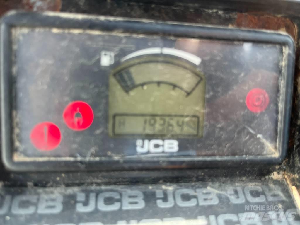 JCB 930 RTFL Terenski viličar