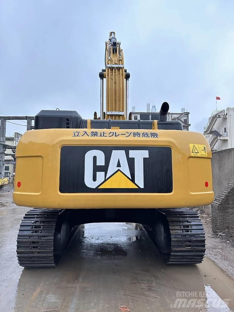 CAT 330D2 Bageri gusjeničari