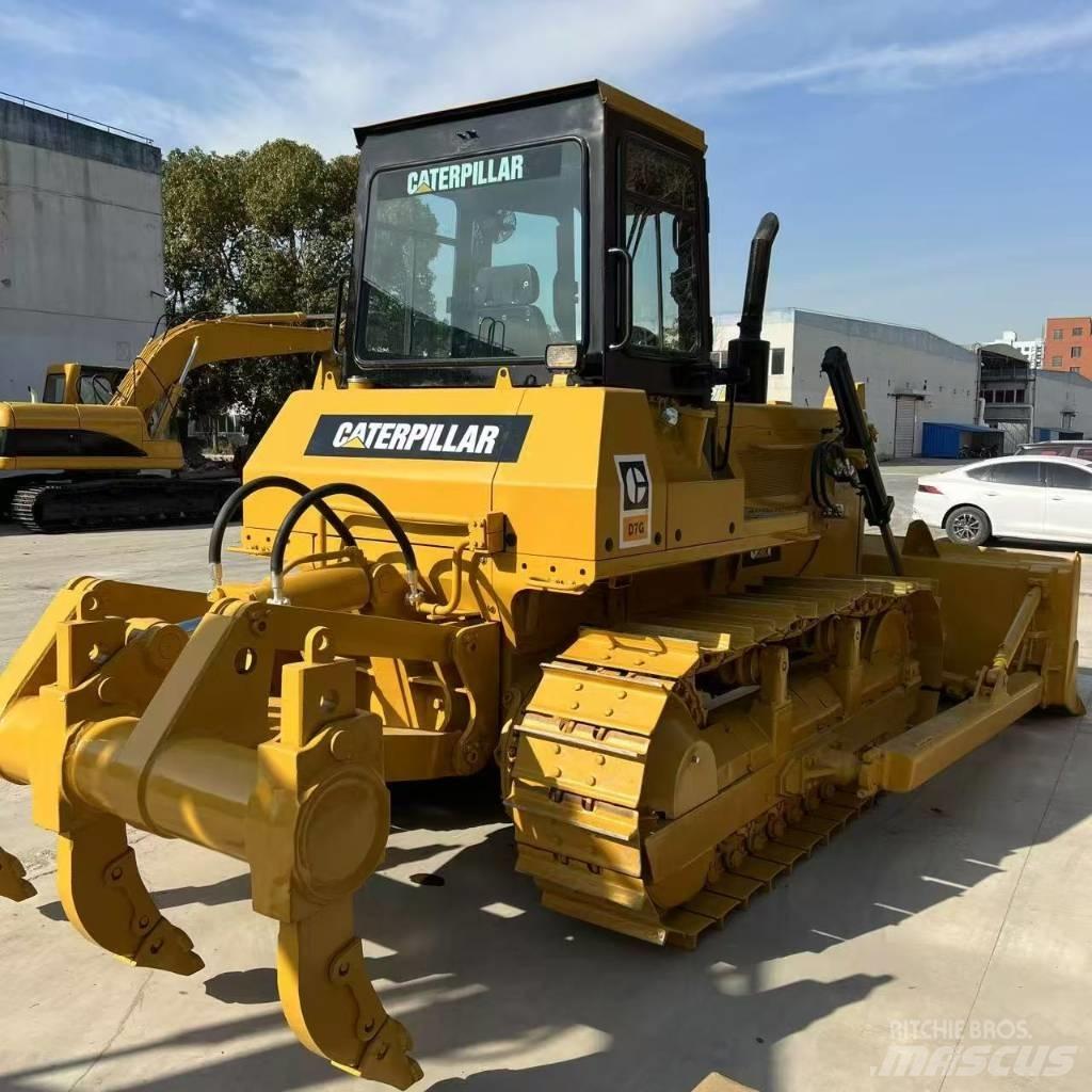 CAT D 7 G Buldožeri gusjeničari