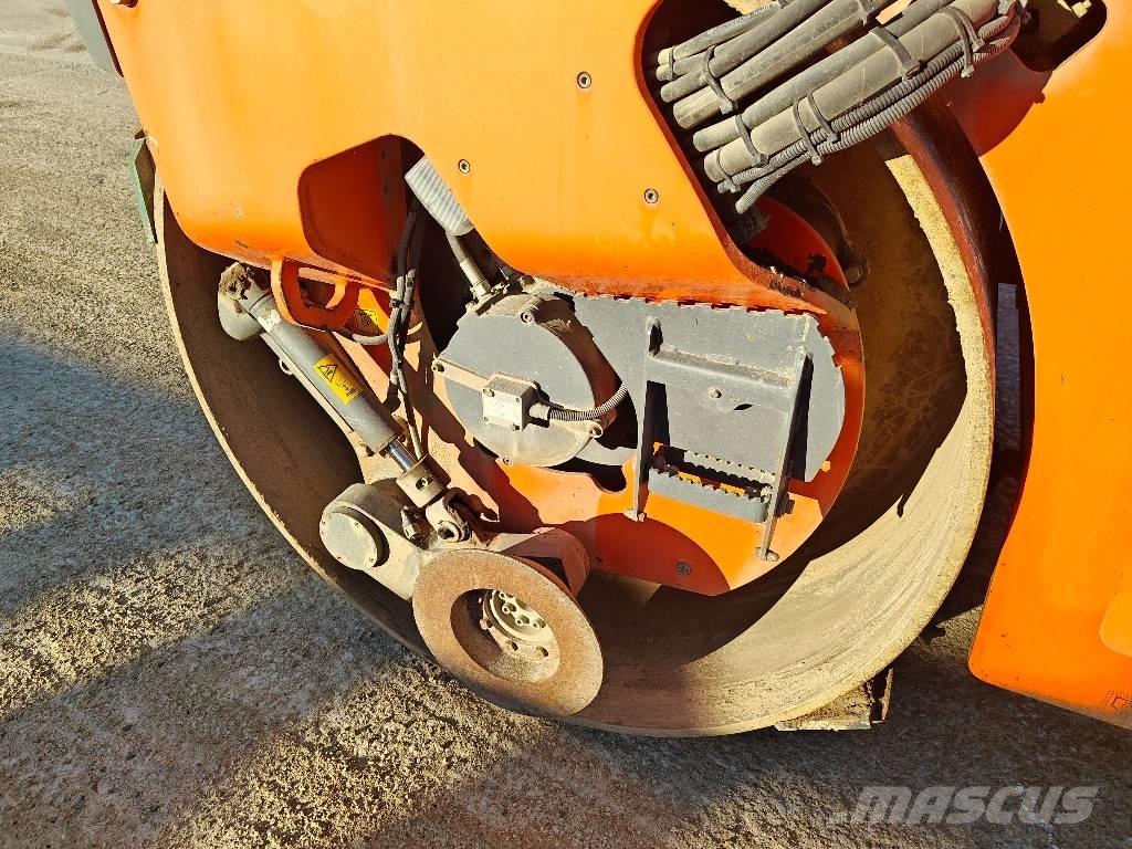 Hamm HD 110 VO Valjci sa dvojnim bubnjem