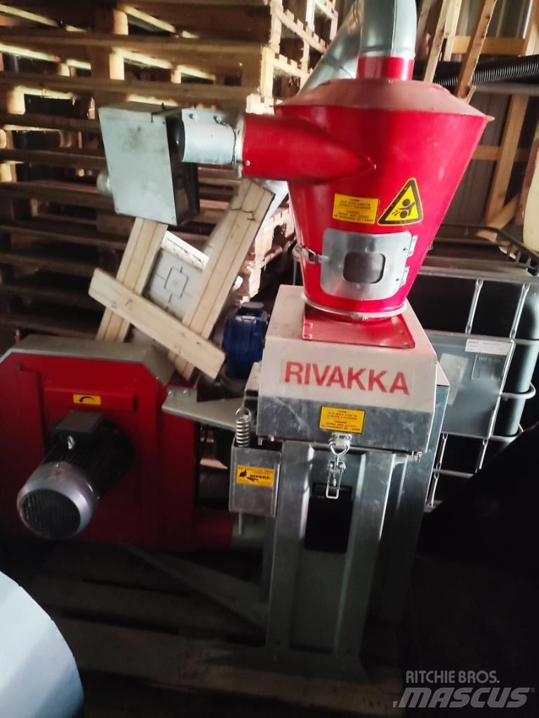 Rivakka 4 kw Hranilice za stoku