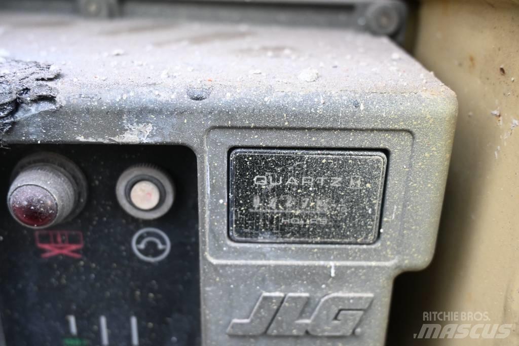 JLG 2030 ES Škaraste platforme