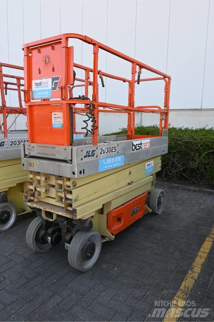 JLG 2030 ES Škaraste platforme