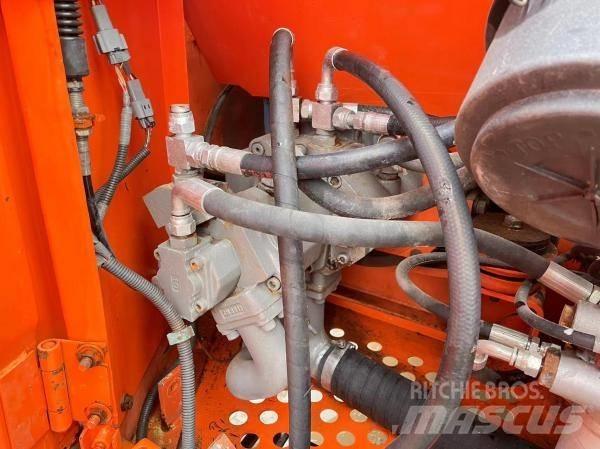 Hitachi Zaxis 70 Bageri gusjeničari