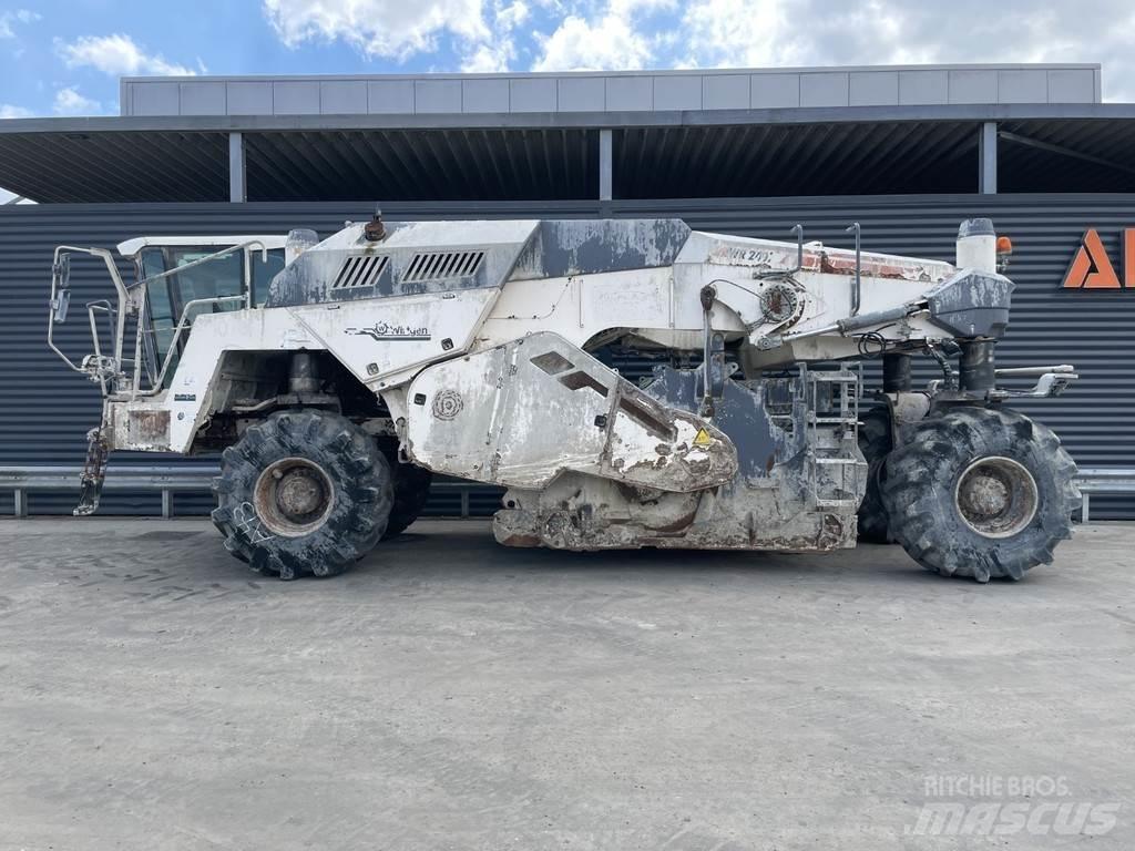 Wirtgen WR 240I Uređaji za recikliranje asfalta