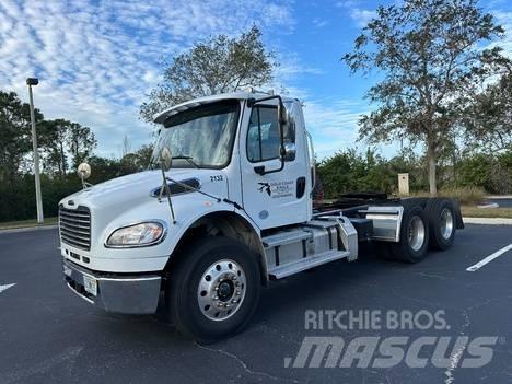 Freightliner M2 Traktorske jedinice