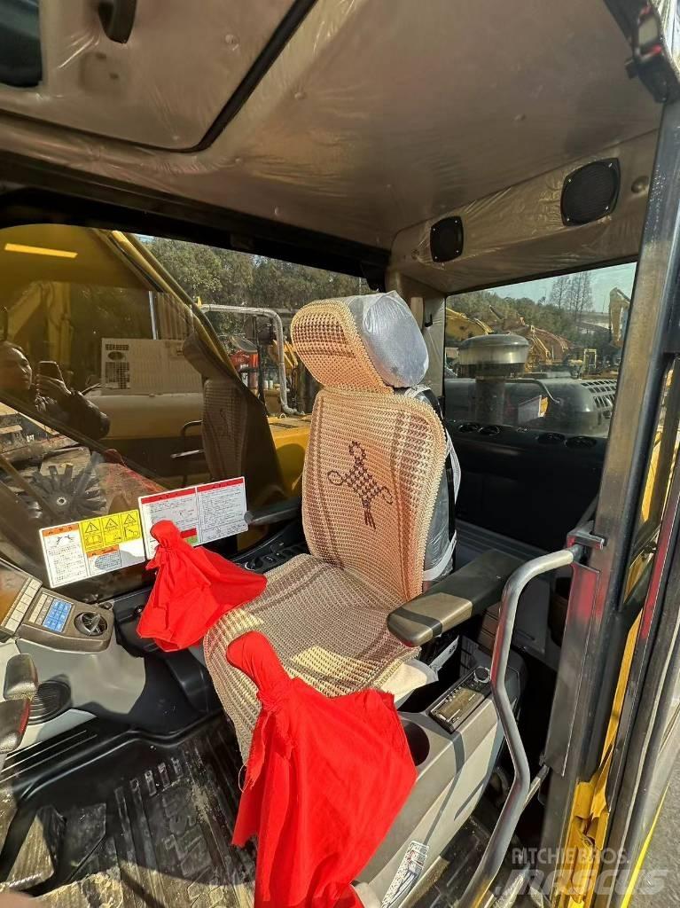 Komatsu PC 200 Bageri gusjeničari
