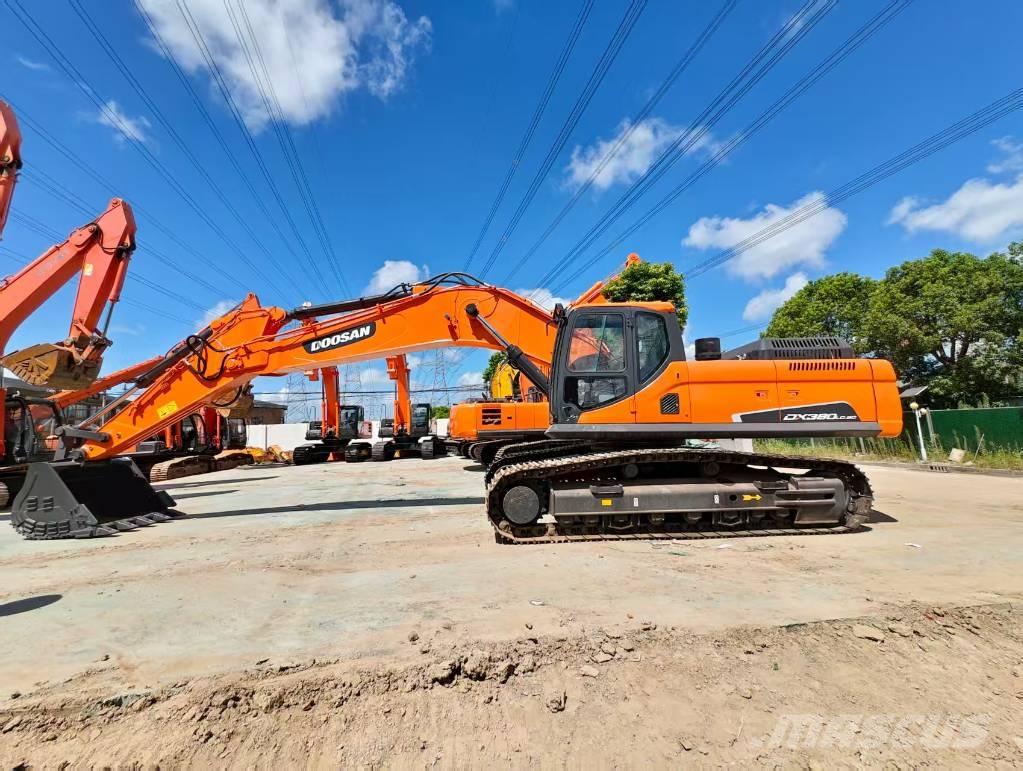 Doosan DX 380 LC Bageri gusjeničari