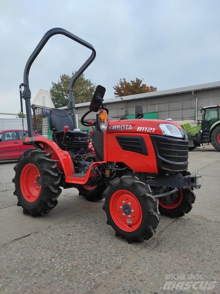Kubota B1121 Kompaktni (mali) traktori