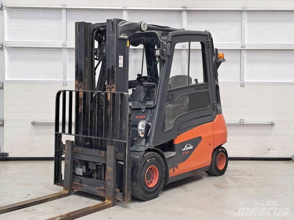 Linde E30-01 Električni viličari