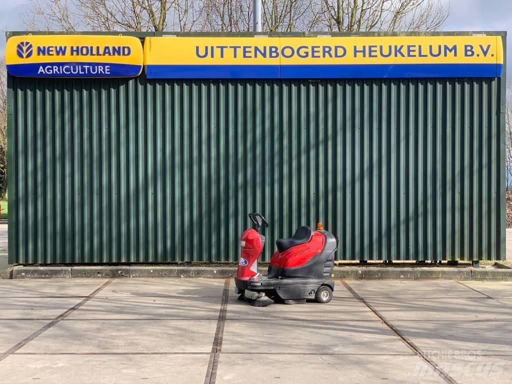  Sweep 1050E Strojevi za metenje