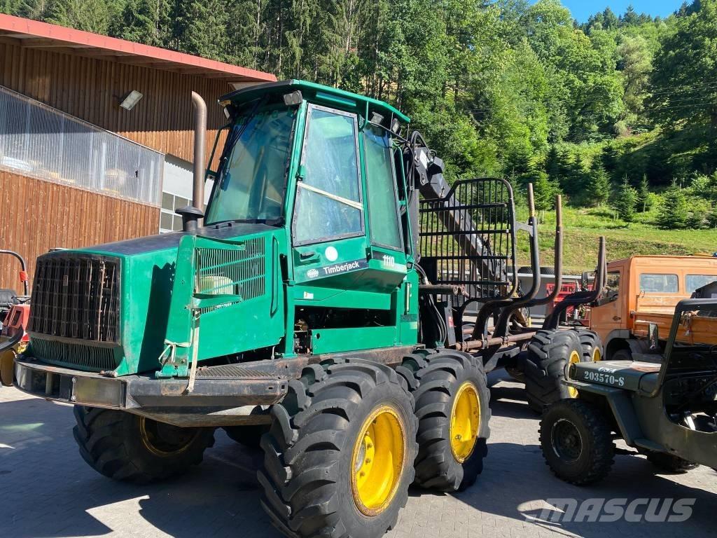 John Deere 1110 Forvarderi