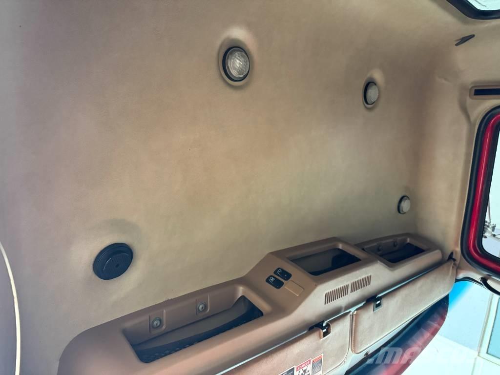 Mack GU 713 Kiper kamioni